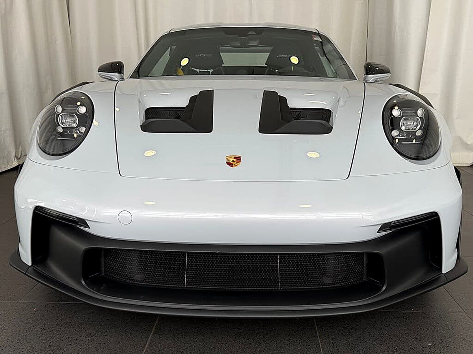 2025 Porsche 911 GT3 RS — head-on